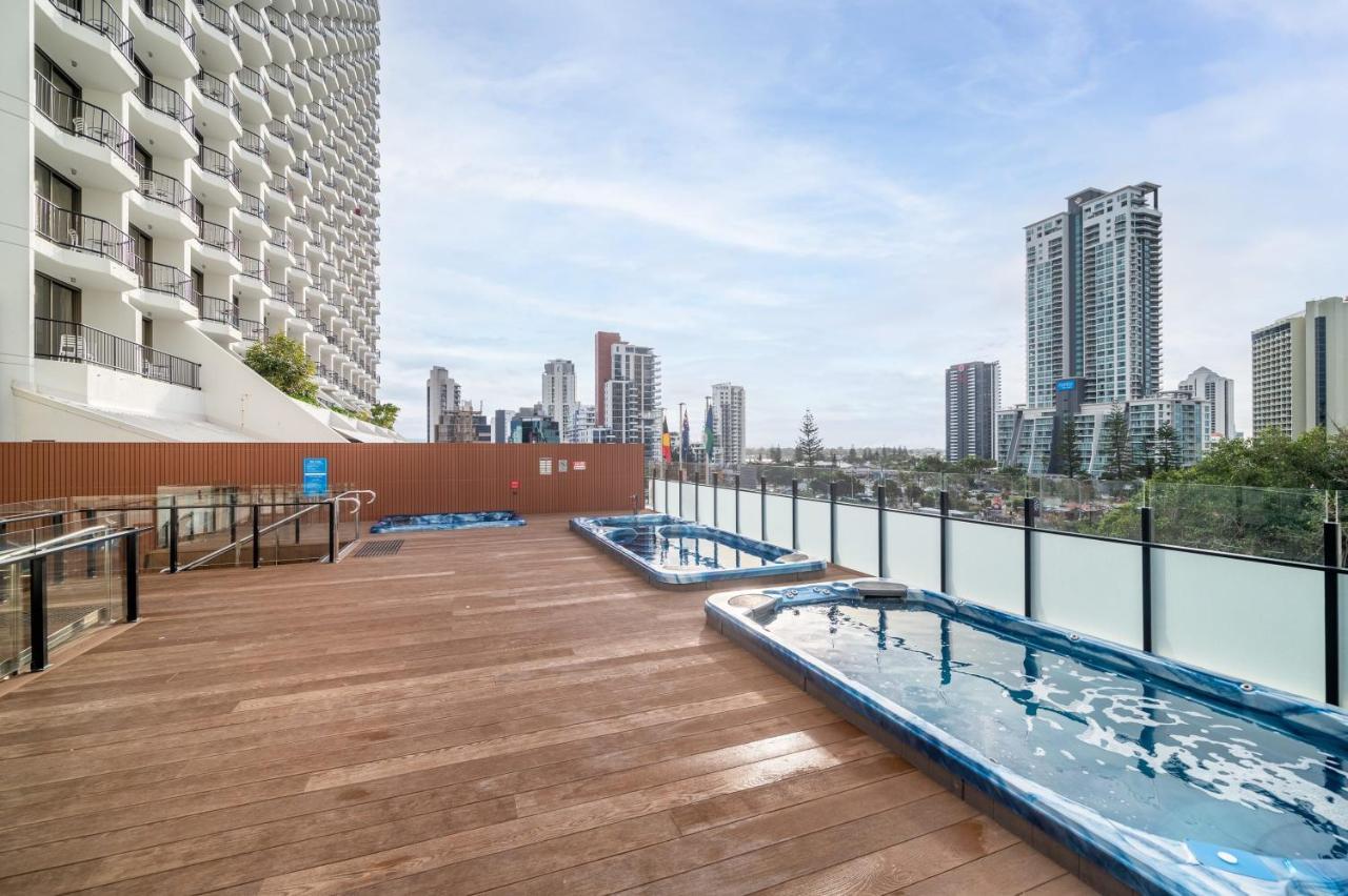 Gorgeous Private Suite With Balcony Gold Coast Ngoại thất bức ảnh